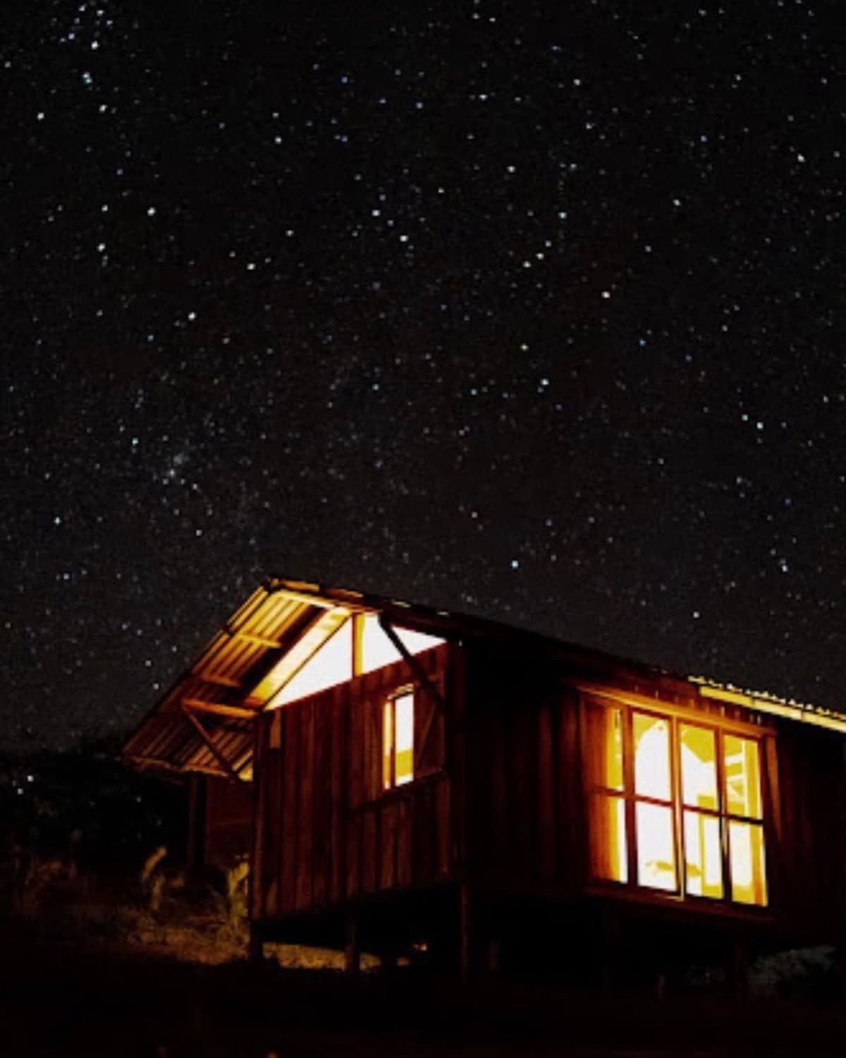 A casita under a sky full of stars